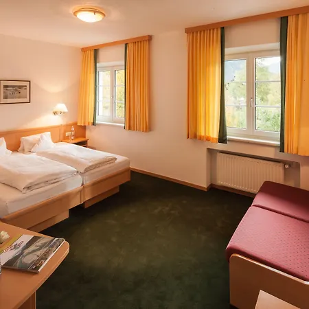 Posthotel Lechtal, Arlberg 호텔