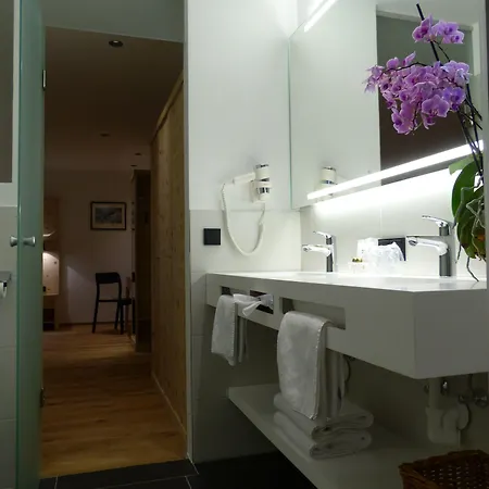 Posthotel Lechtal, Arlberg Hotel 3*