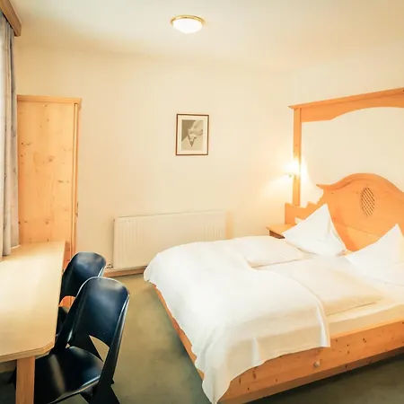 Hotell Posthotel Lechtal, Arlberg