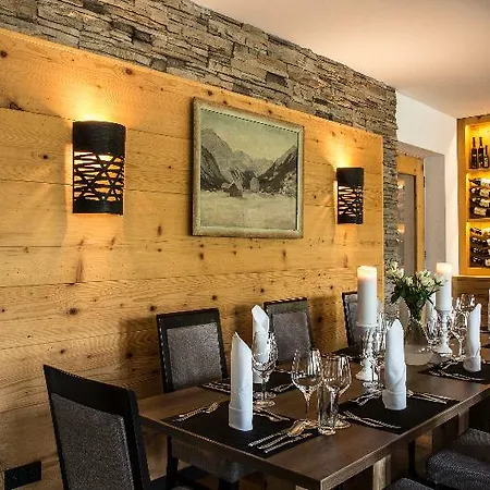 Hotel Posthotel Lechtal, Arlberg